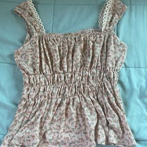 NWOT Floral peplum top
